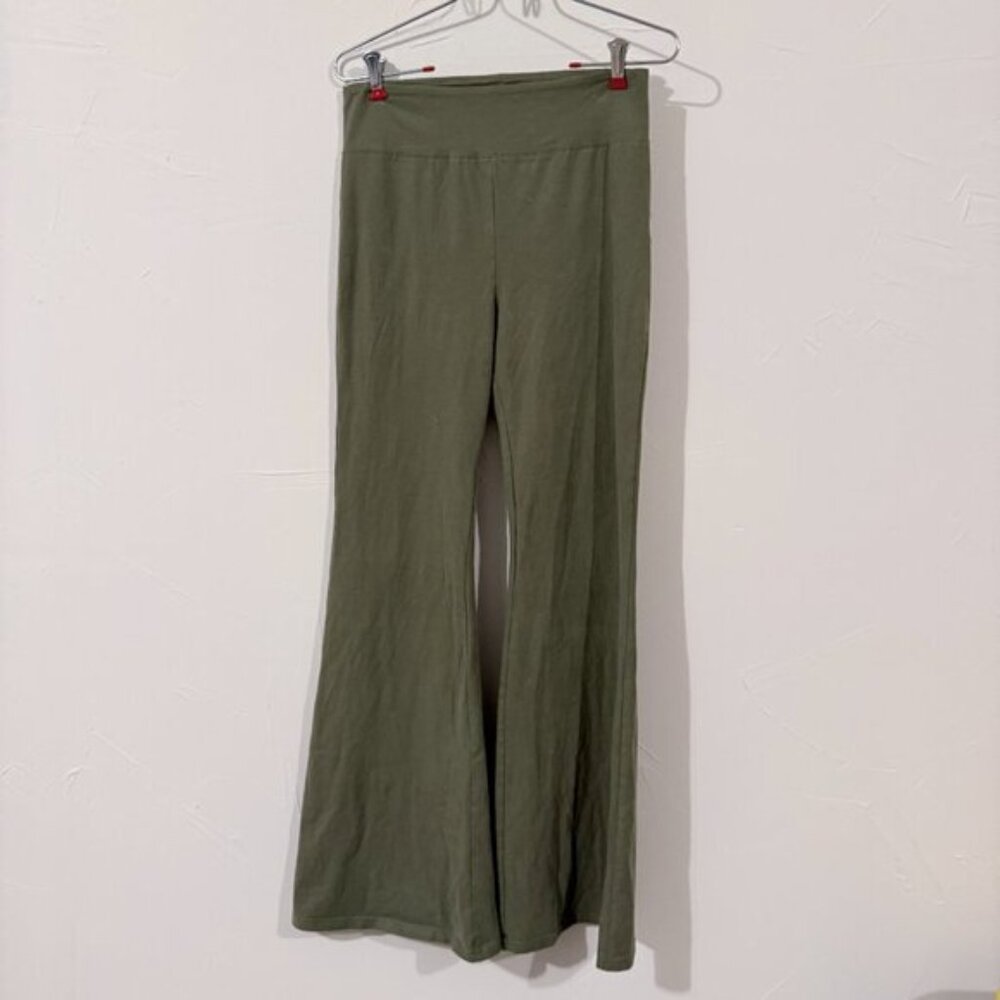 BP. Olive Green Flare Leggings Women’s Size M, Stretch Lounge Pants, yoga